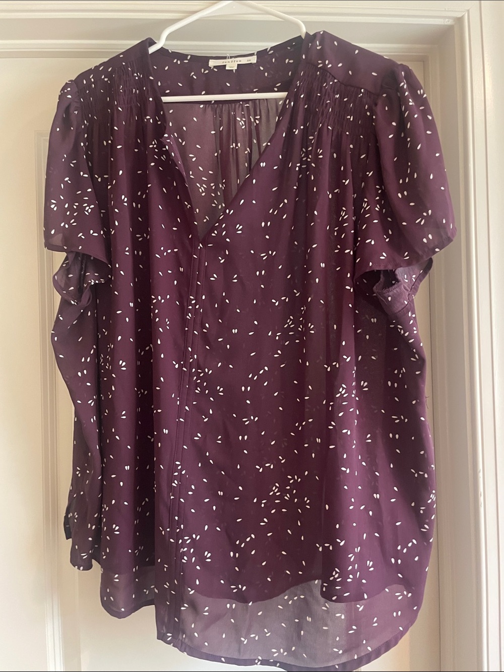 fun 2 fun Plum Short Sleeve V-Neck Printed Blouse